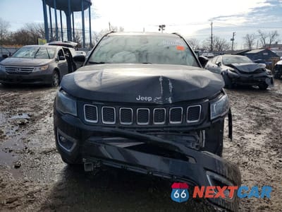 Piąte zdjęcie samochodu w środku: 2019 JEEP COMPASS LIMITED VIN:3C4NJDCB8KT595340 - miniatura