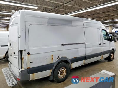 Trzecie zdjęcie samochodu z tyłu: 2012 MERCEDES-BENZ SPRINTER 2500 VIN:WD3PE8CB3C5707736 - miniatura