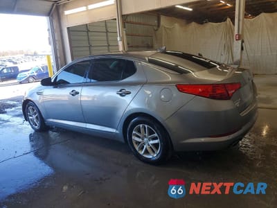 Drugie zdjęcie samochodu z przodu: 2013 KIA OPTIMA LX VIN:5XXGM4A71DG246985 - miniatura