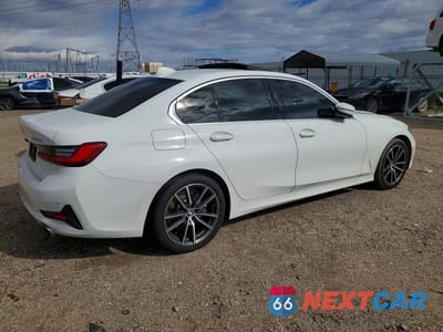 Trzecie zdjęcie samochodu z tyłu: 2021 BMW 330I VIN:3MW5R1J08M8B84080 - miniatura