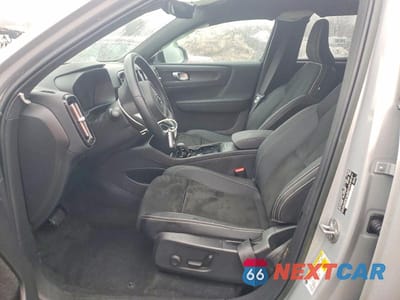 Zdjęcie 7 z 13 samochodu: 2023 VOLVO XC40 RECHARGE PLUS VIN:YV4ED3UL0P2071338 - miniatura
