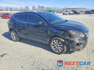 Czwarte zdjęcie samochodu z boku: 2021 NISSAN ROGUE SPORT SV VIN:JN1BJ1BW3MW670273 - miniatura