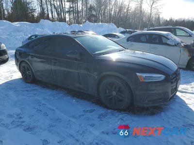 Czwarte zdjęcie samochodu z boku: 2019 AUDI A5 PREMIUM VIN:WAUANCF59KA079558 - miniatura