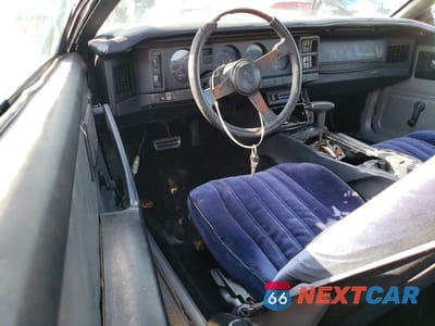 Zdjęcie 8 z 12 samochodu: 1985 PONTIAC FIREBIRD TRANS AM VIN:1G2FW87H8FL651696 - miniatura