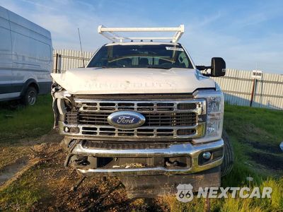 Piąte zdjęcie samochodu w środku: 2025 FORD F350 SUPER DUTY VIN:1FD8W3HT3SED21193 - miniatura