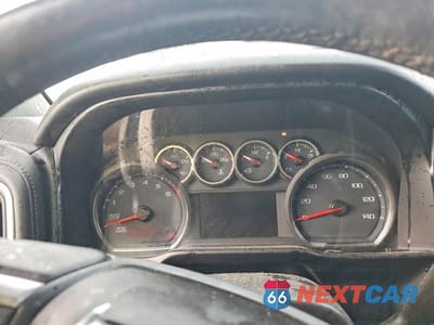 Zdjęcie 9 z 12 samochodu: 2019 CHEVROLET SILVERADO K1500 RST VIN:1GCRYEED9KZ169411 - miniatura