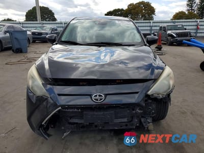 Piąte zdjęcie samochodu w środku: 2016 TOYOTA SCION IA VIN:3MYDLBZV3GY106091 - miniatura