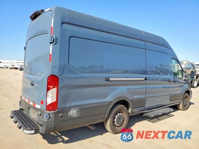 Trzecie zdjęcie samochodu z tyłu: 2021 FORD TRANSIT T-250 VIN:1FTBR3X85MKA46557 - miniatura