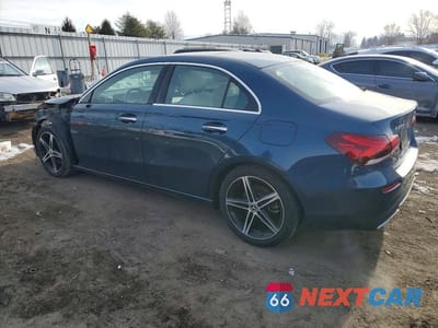 Drugie zdjęcie samochodu z przodu: 2021 MERCEDES-BENZ A 220 4MATIC VIN:W1K3G4FB5MJ297880 - miniatura