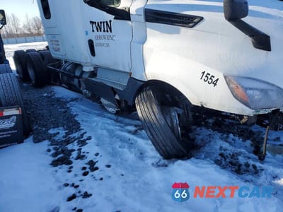 Zdjęcie 9 z 10 samochodu: 2020 FREIGHTLINER CASCADIA 1 - SEMI TRUCK VIN:3AKJHHDR7LSLR2480 - miniatura