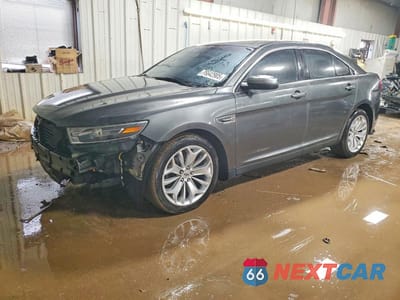 2018 FORD TAURUS LIMITED 1FAHP2F8XJG110169 - główne zdjęcie licytacji z USA - miniatura