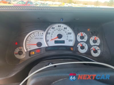 Zdjęcie 9 z 13 samochodu: 2004 HUMMER H2 VIN:5GRGN23U64H117887 - miniatura