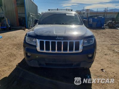 Piąte zdjęcie samochodu w środku: 2011 JEEP GRAND CHEROKEE LAREDO VIN:1J4RR4GG9BC585888 - miniatura
