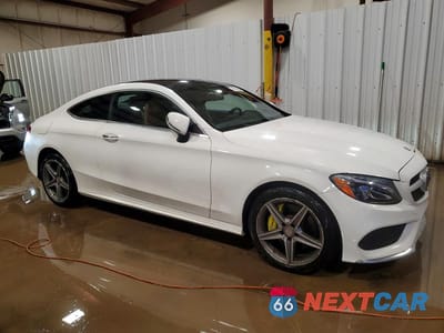 Czwarte zdjęcie samochodu z boku: 2017 MERCEDES-BENZ C 300 4MATIC VIN:WDDWJ4KB6HF377122 - miniatura