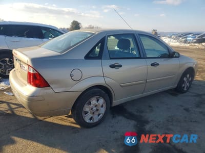 Trzecie zdjęcie samochodu z tyłu: 2007 FORD FOCUS ZX4 VIN:1FAHP34N87W340595 - miniatura