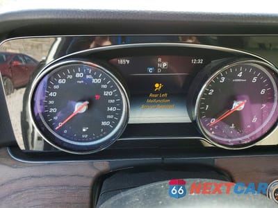 Zdjęcie 9 z 11 samochodu: 2017 MERCEDES-BENZ E 300 4MATIC VIN:WDDZF4KBXHA046233 - miniatura