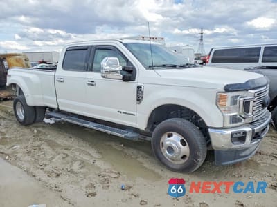 Czwarte zdjęcie samochodu z boku: 2022 FORD F350 SUPER DUTY VIN:1FT8W3DT0NEF73675 - miniatura