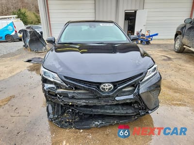 Piąte zdjęcie samochodu w środku: 2020 TOYOTA CAMRY SE VIN:4T1G11AK9LU304468 - miniatura