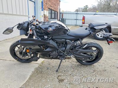 Trzecie zdjęcie samochodu z tyłu: 2025 YAMAHA YZFR7 VIN:JYARM38Y2SA004390 - miniatura