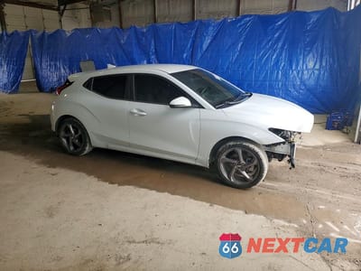 Czwarte zdjęcie samochodu z boku: 2019 HYUNDAI VELOSTER 2.0L VIN:KMHTG6AF7KU017089 - miniatura