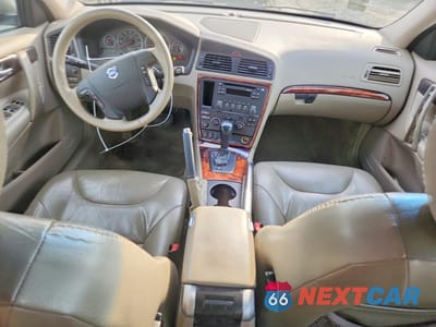 Zdjęcie 8 z 12 samochodu: 2005 VOLVO XC70 VIN:YV1SZ592851197284 - miniatura