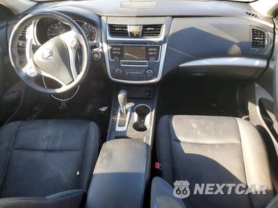 Zdjęcie 8 z 11 samochodu: 2016 NISSAN ALTIMA 2.5 SR VIN:1N4AL3AP7GC118988 - miniatura