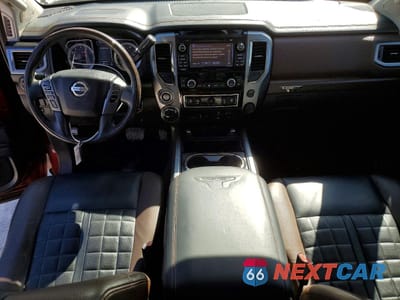 Zdjęcie 8 z 13 samochodu: 2017 NISS TITAN PLATINUM RESERVE VIN:1N6AA1E58HN506859 - miniatura