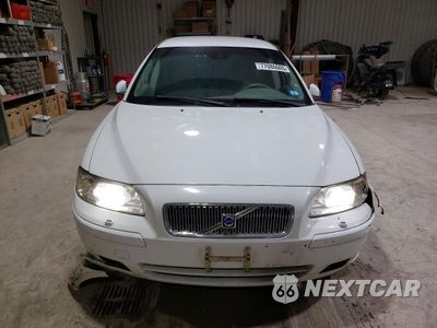 Piąte zdjęcie samochodu w środku: 2005 VOLVO V70 VIN:YV1SW612952490065 - miniatura