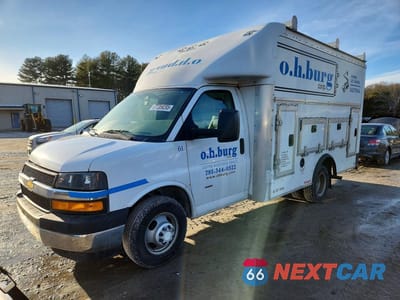 2021 CHEV EXPRESS G3500 1GB3GRC7XM1311980 - główne zdjęcie licytacji z USA - miniatura