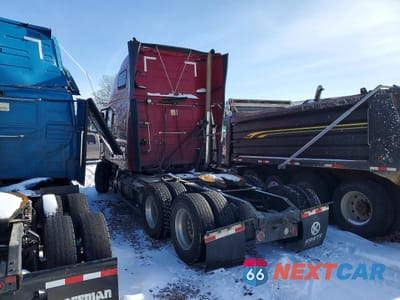 Trzecie zdjęcie samochodu z tyłu: 2017 VOLVO VN VNL VIN:4V4NC9EH4HN965821 - miniatura