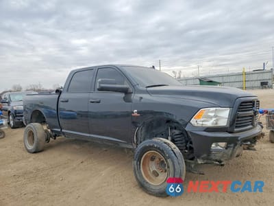 Czwarte zdjęcie samochodu z boku: 2015 RAM 2500 SLT VIN:3C6UR5DL3FG516373 - miniatura
