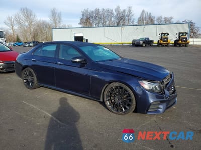 Czwarte zdjęcie samochodu z boku: 2019 MERCEDES-BENZ E AMG 53 4MATIC VIN:WDDZF6BB7KA588005 - miniatura