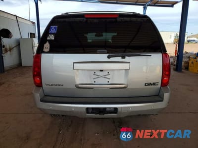 Zdjęcie 6 z 13 samochodu: 2014 GMC YUKON SLE VIN:1GKS1AE04ER109704 - miniatura