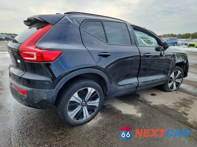 Trzecie zdjęcie samochodu z tyłu: 2023 VOLVO XC40 RECHARGE PLUS VIN:YV4ED3UL5P2107525 - miniatura