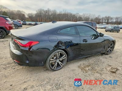 Trzecie zdjęcie samochodu z tyłu: 2021 BMW 430I VIN:WBA53AP09MCG66965 - miniatura