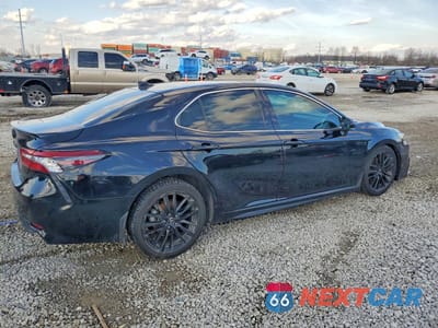 Trzecie zdjęcie samochodu z tyłu: 2023 TOYOTA CAMRY HYBRID XSE VIN:4T1K31AKXPU612646 - miniatura