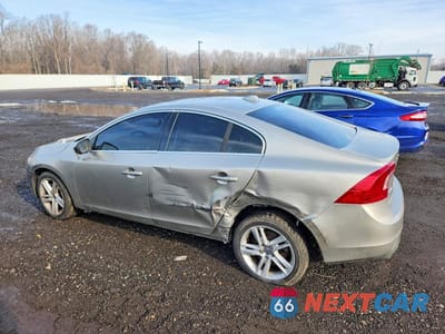 Drugie zdjęcie samochodu z przodu: 2014 VOLVO S60 T5 VIN:YV1612FH2E1292567 - miniatura