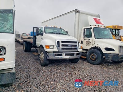 Czwarte zdjęcie samochodu z boku: 2015 FORD F650 SUPER DUTY FLATBED TRUCK VIN:3FRNF6HD7FV797459 - miniatura