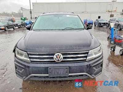 Piąte zdjęcie samochodu w środku: 2020 VOLKSWAGEN TIGUAN S VIN:3VV1B7AX2LM076647 - miniatura