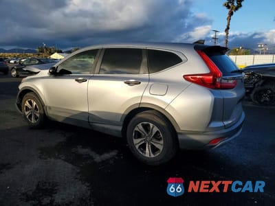 Drugie zdjęcie samochodu z przodu: 2018 HONDA CR-V VIN:2HKRW5H3XJH425618 - miniatura