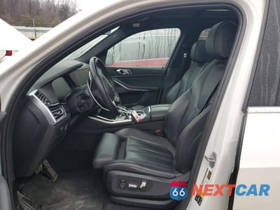Zdjęcie 7 z 12 samochodu: 2021 BMW X5 XDRIVE40I VIN:5UXCR6C07M9E87847 - miniatura