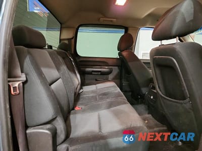 Zdjęcie 10 z 12 samochodu: 2011 CHEVROLET SILVERADO K1500 LT VIN:3GCPKSE34BG375024 - miniatura