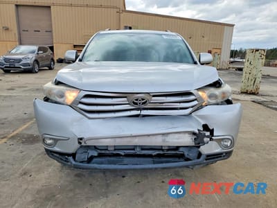 Piąte zdjęcie samochodu w środku: 2013 TOYOTA HIGHLANDER LIMITED VIN:5TDYK3EH6DS123057 - miniatura