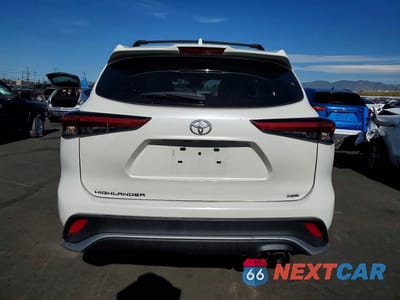 Zdjęcie 6 z 13 samochodu: 2021 TOYOTA HIGHLANDER VIN:5TDJZRAH0MS065100 - miniatura