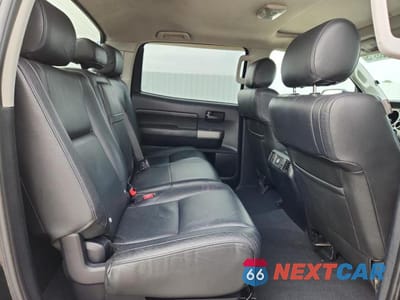 Zdjęcie 9 z 11 samochodu: 2010 TOYOTA TUNDRA GRADE VIN:5TFDW5F17AX126989 - miniatura