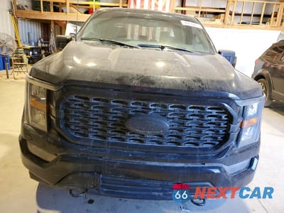 Piąte zdjęcie samochodu w środku: 2023 FORD F150 SUPERCREW VIN:1FTFW1E5XPKE52863 - miniatura