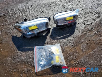 Zdjęcie 12 z 13 samochodu: 2016 TOYOTA TACOMA SR5 VIN:5TFSX5EN9GX046014 - miniatura