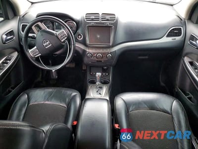 Zdjęcie 8 z 13 samochodu: 2017 DODGE JOURNEY CROSSROAD VIN:3C4PDCGG0HT566441 - miniatura