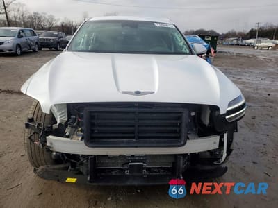 Piąte zdjęcie samochodu w środku: 2025 GENESIS GV70 BASE VIN:5NMMADTB5SH023974 - miniatura