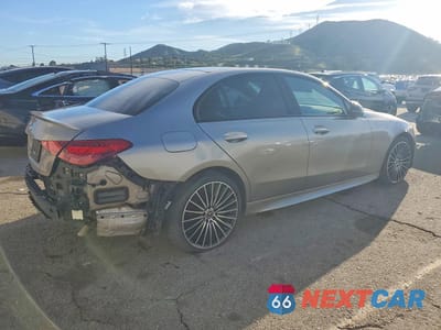 Trzecie zdjęcie samochodu z tyłu: 2023 MERCEDES-BENZ C 300 VIN:W1KAF4GB0PR150249 - miniatura